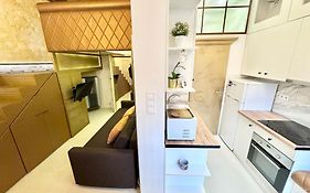 Rose Studio